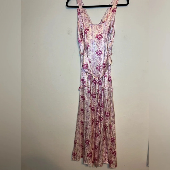 LoveShackFancy Kendall Satin Floral Pink Midi Dress size 0 - Picture 6 of 11